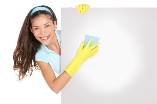 Deep cleaning service for a kitchen in Islington